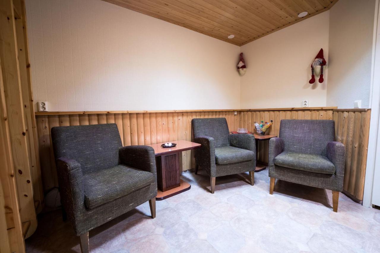 Budget Hotel Раахе Екстериор снимка